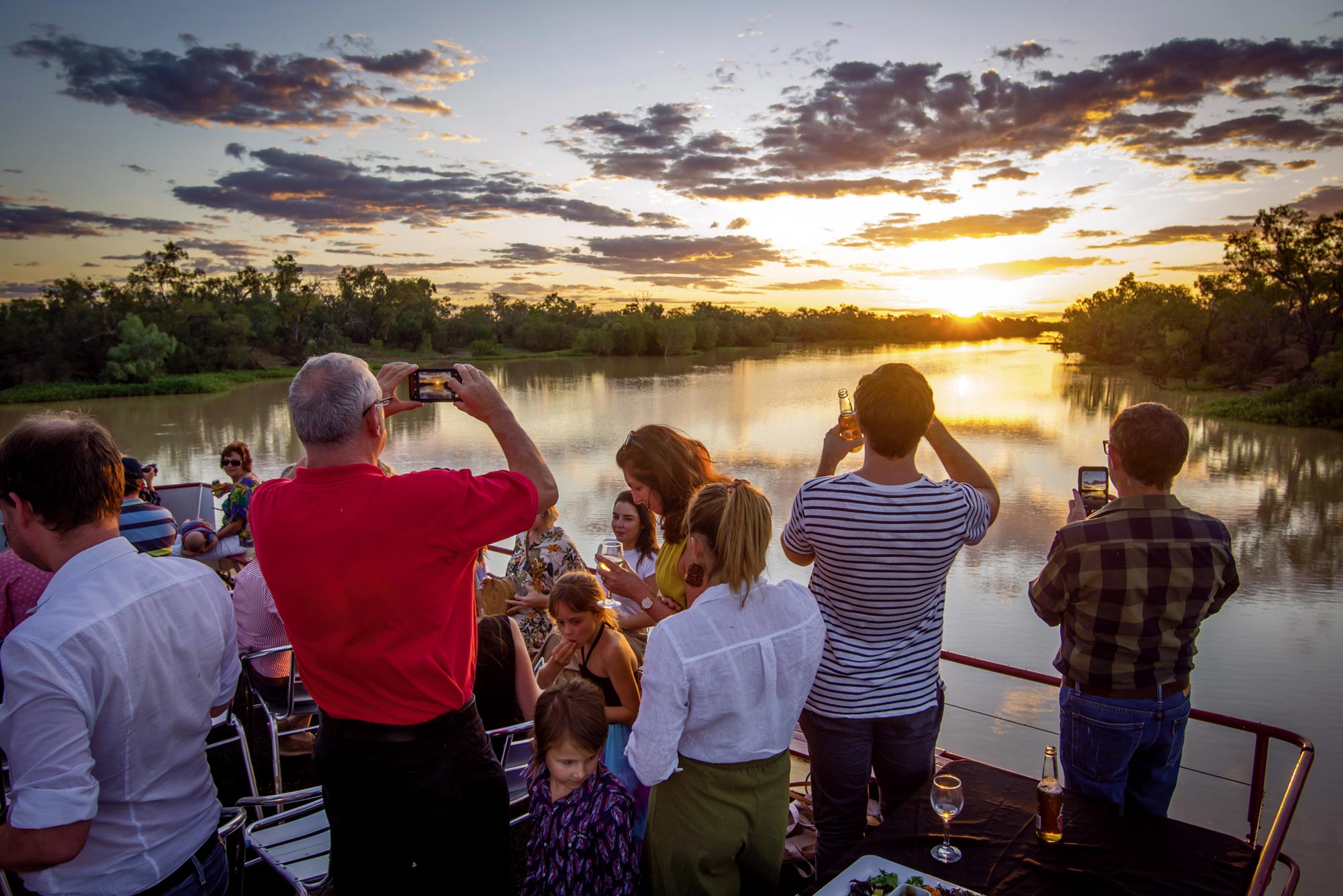 Sunset on the Thomson River with Outback Aussie Tours